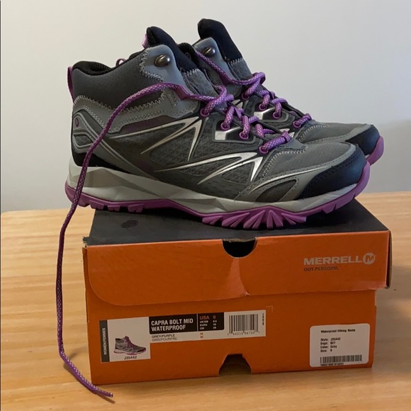 merrell capra bolt mid